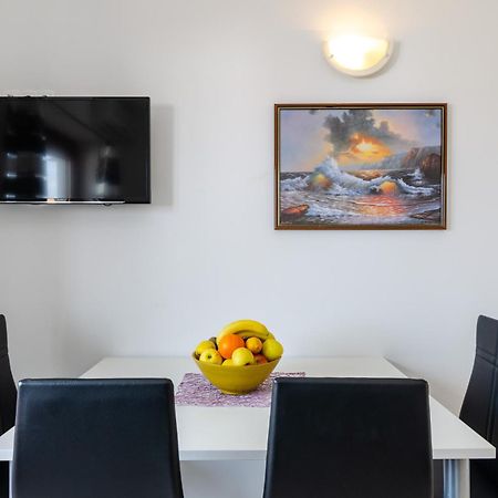 Apartments Mikanovic Crikvenica Luaran gambar