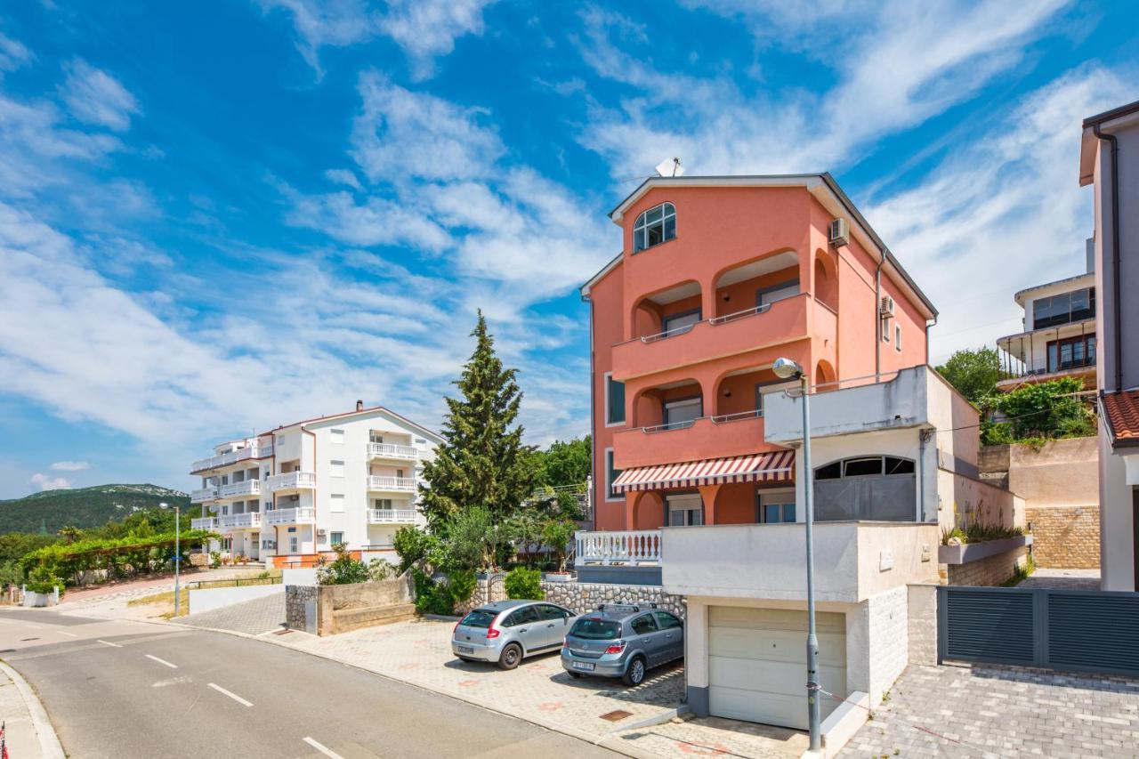 Apartments Mikanovic Crikvenica Luaran gambar