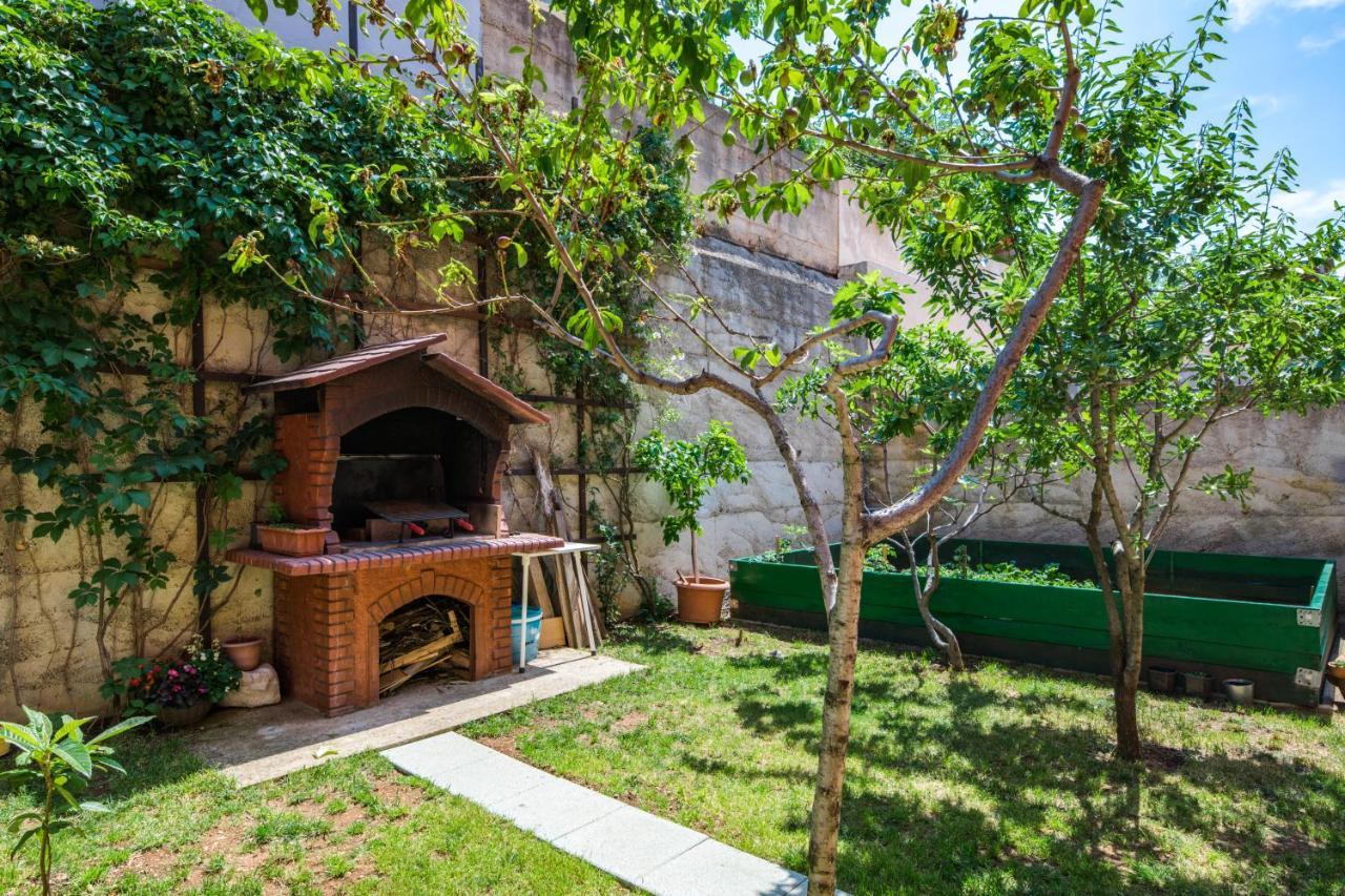 Apartments Mikanovic Crikvenica Luaran gambar