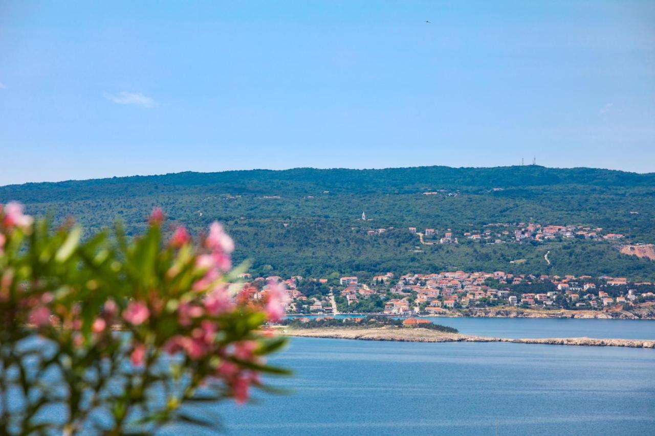 Apartments Mikanovic Crikvenica Luaran gambar