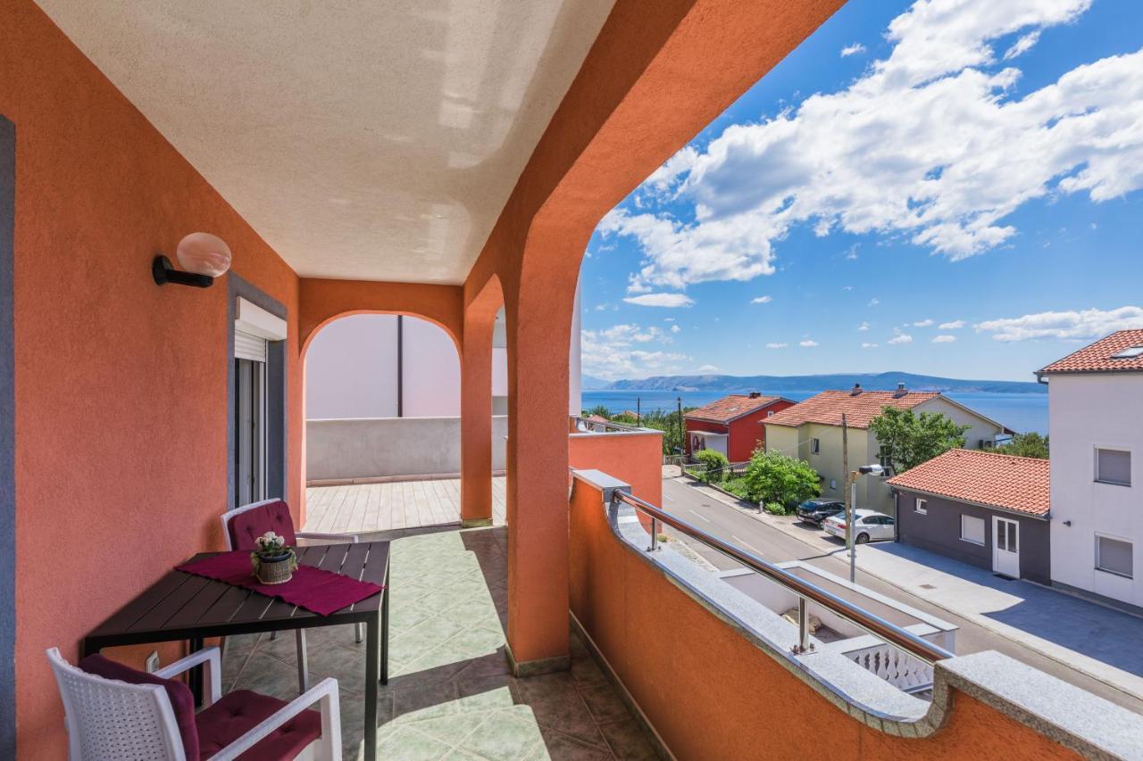 Apartments Mikanovic Crikvenica Luaran gambar