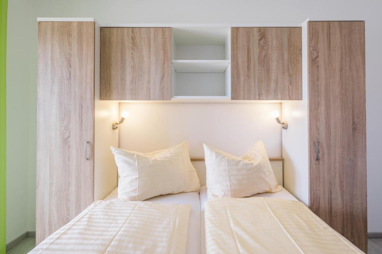 Apartments Mikanovic Crikvenica Luaran gambar