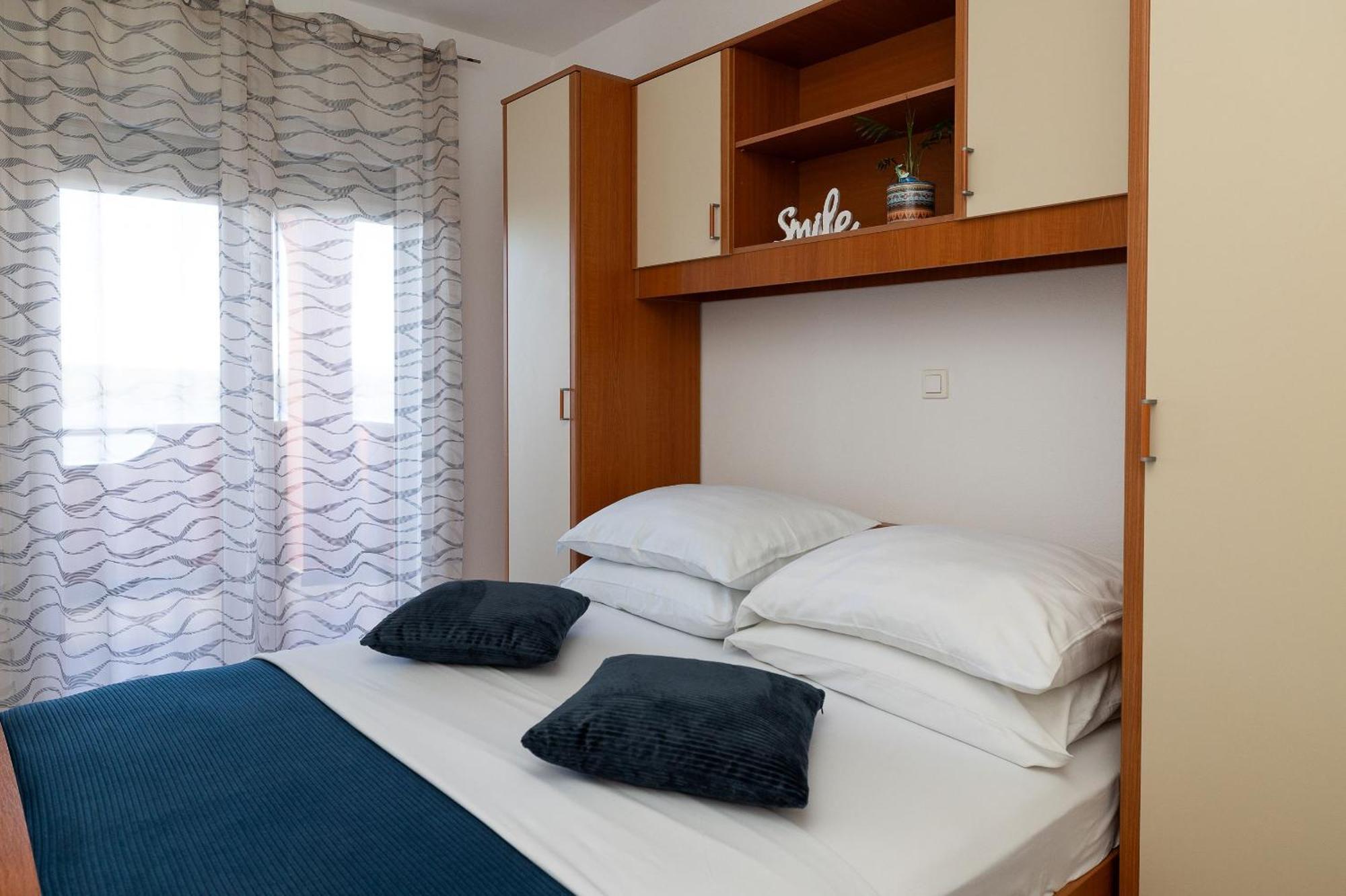 Apartments Mikanovic Crikvenica Luaran gambar