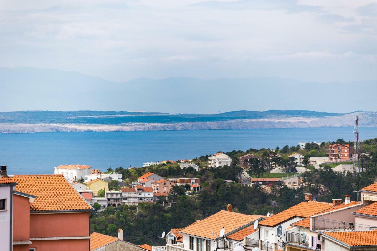 Apartments Mikanovic Crikvenica Luaran gambar